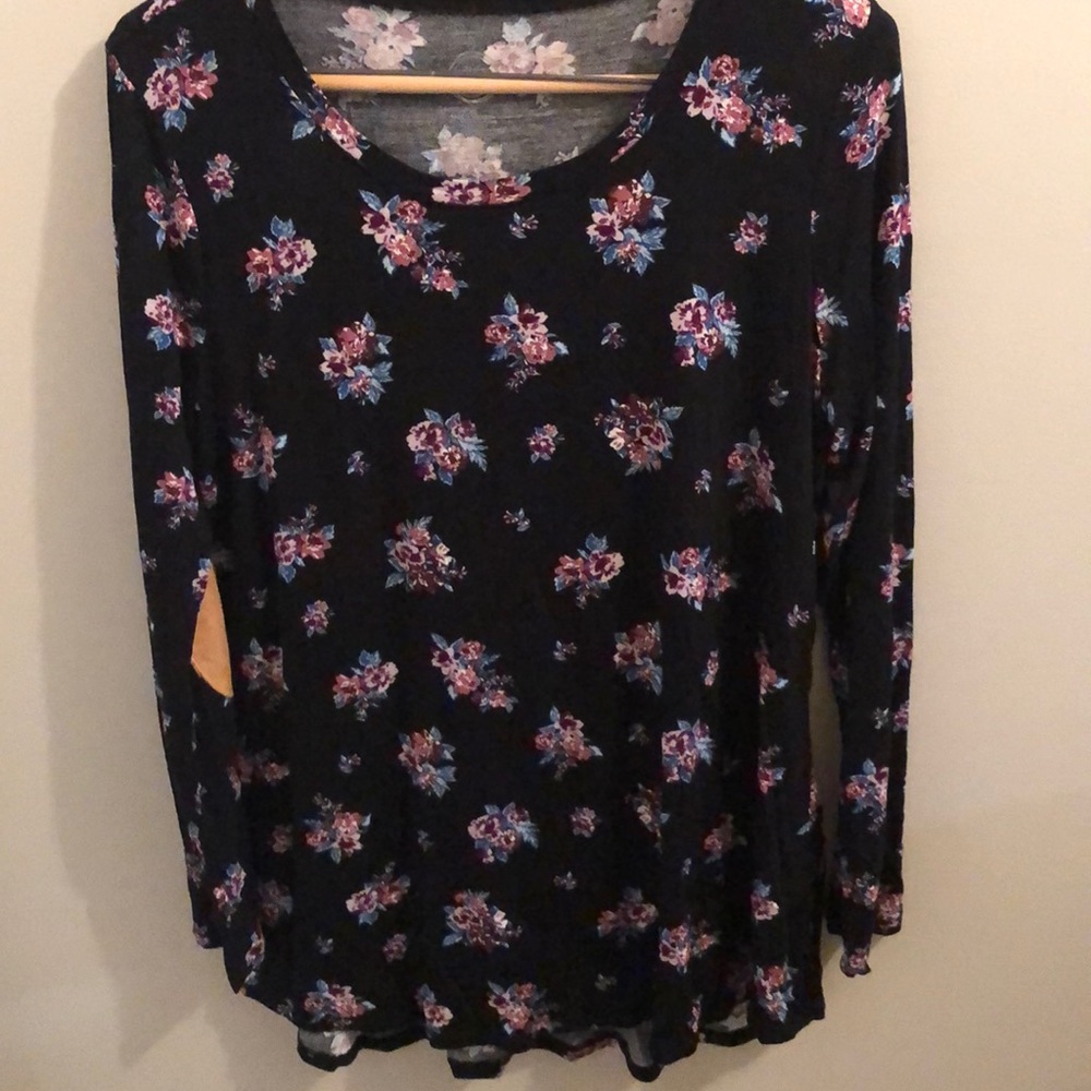 Floral Maurices top